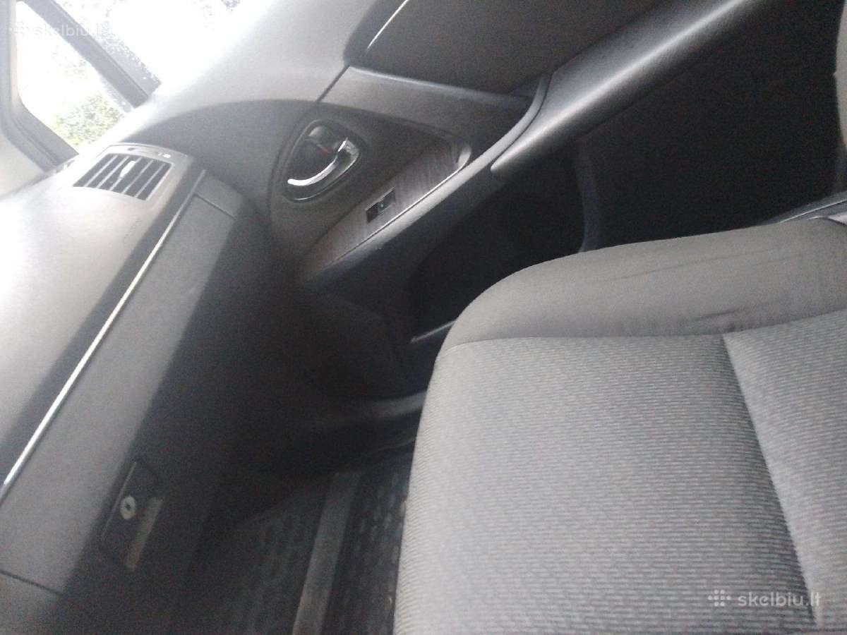 Toyota avensis 2009 - nuotraukos Nr. 4