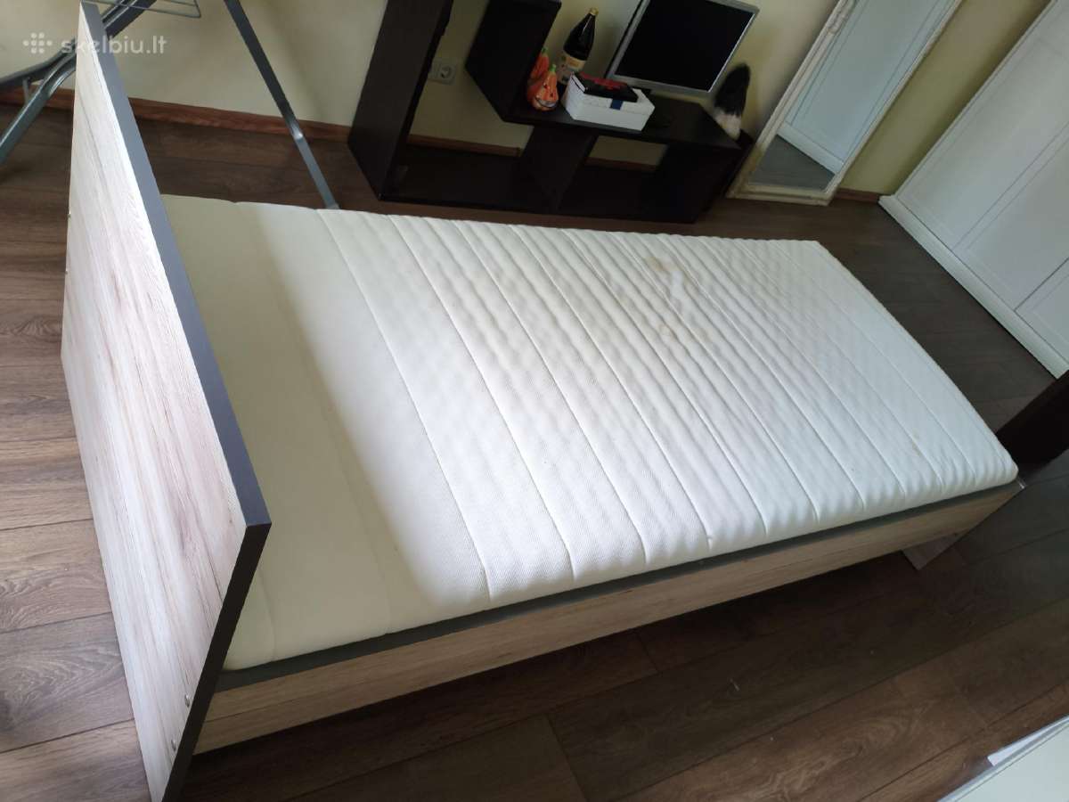 Viengulė lova su čiužiniu Ikea Asvang