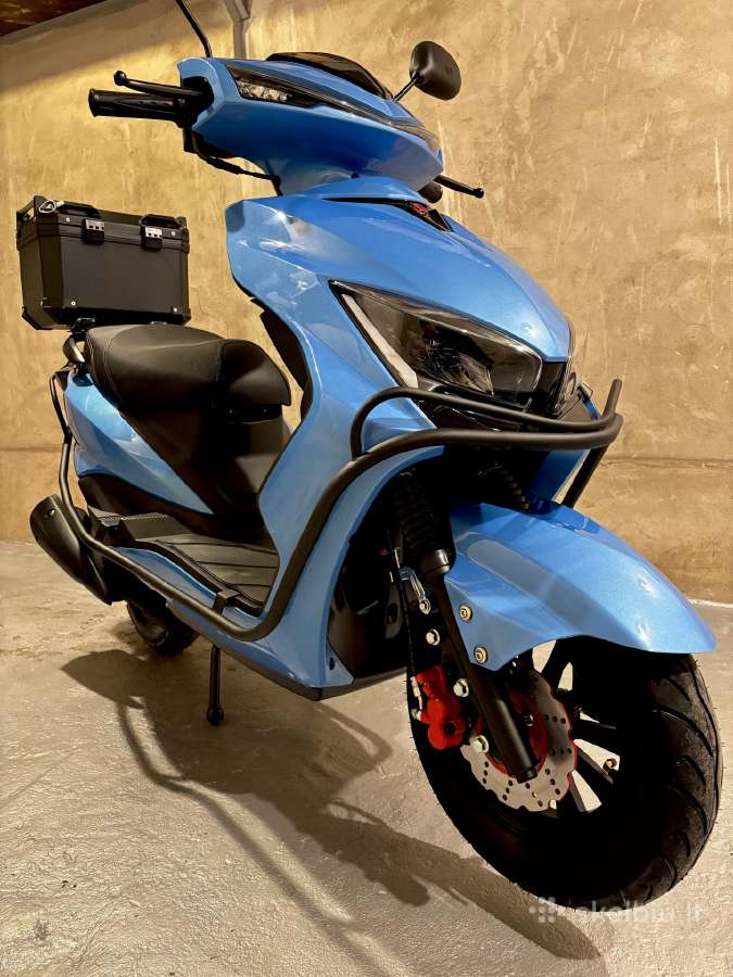 Naujas Limited Edition 2026m Motoroleris 49cc