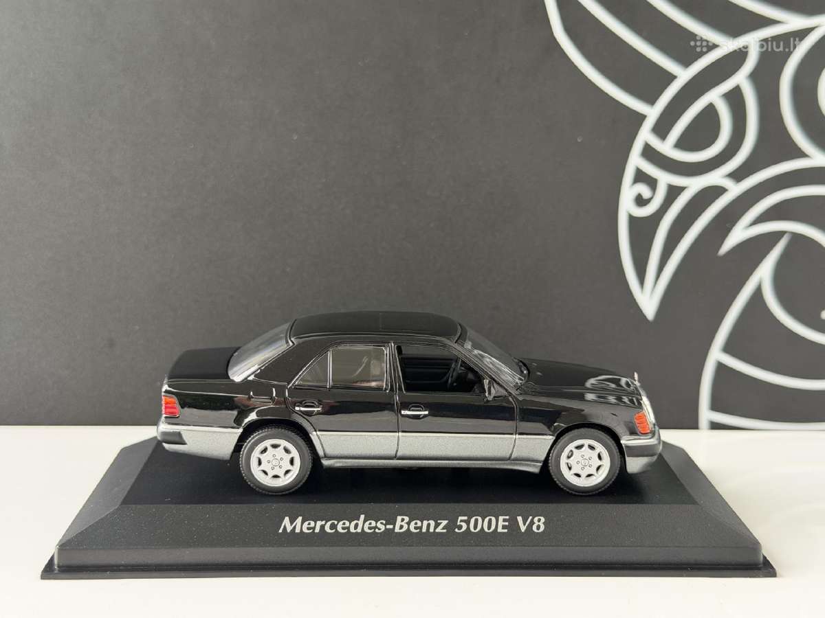 Mercedes Benz 500e 1:43