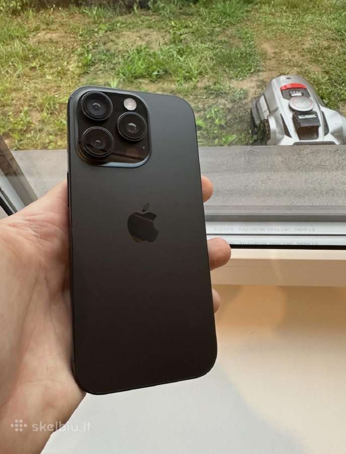iPhone 16 Pro