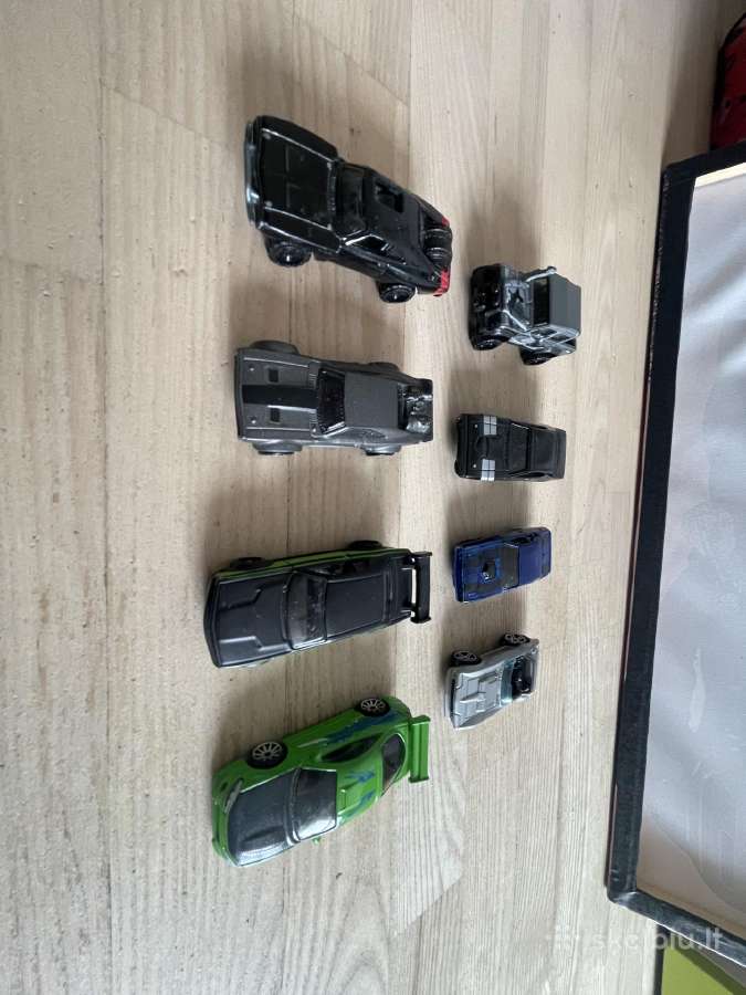 Hot Wheels mašinėles - nuotraukos Nr. 6
