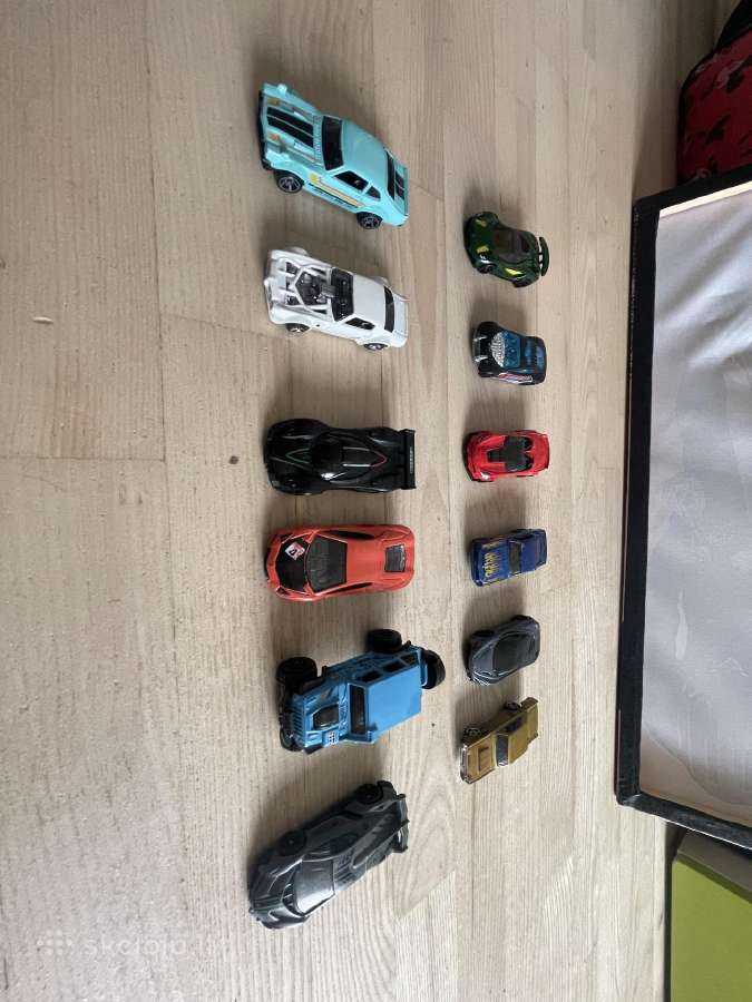 Hot Wheels mašinėles - nuotraukos Nr. 8