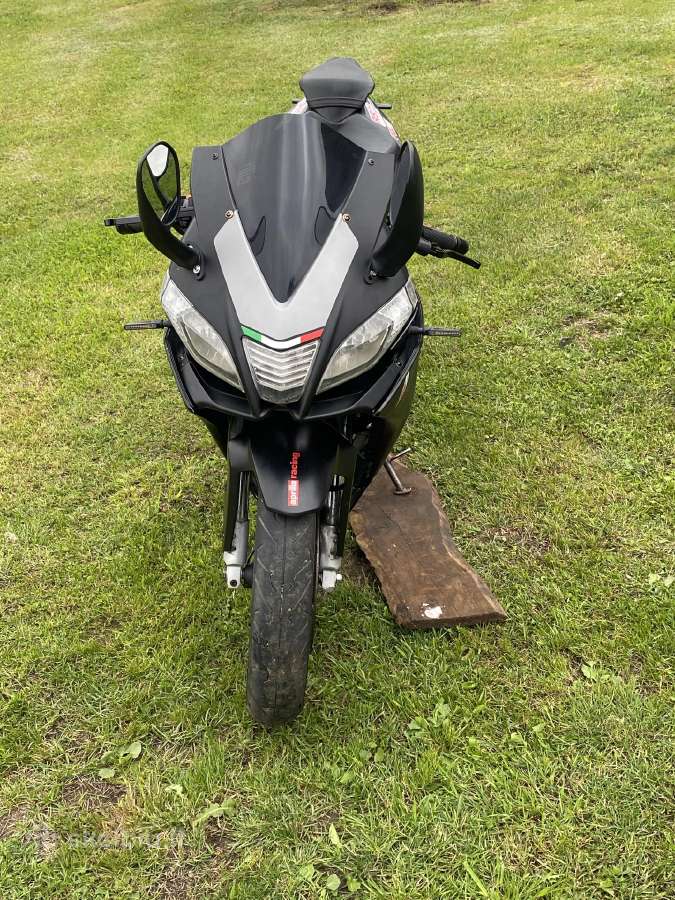 Parduodamas motociklas aprilia rs4 50 ant Am