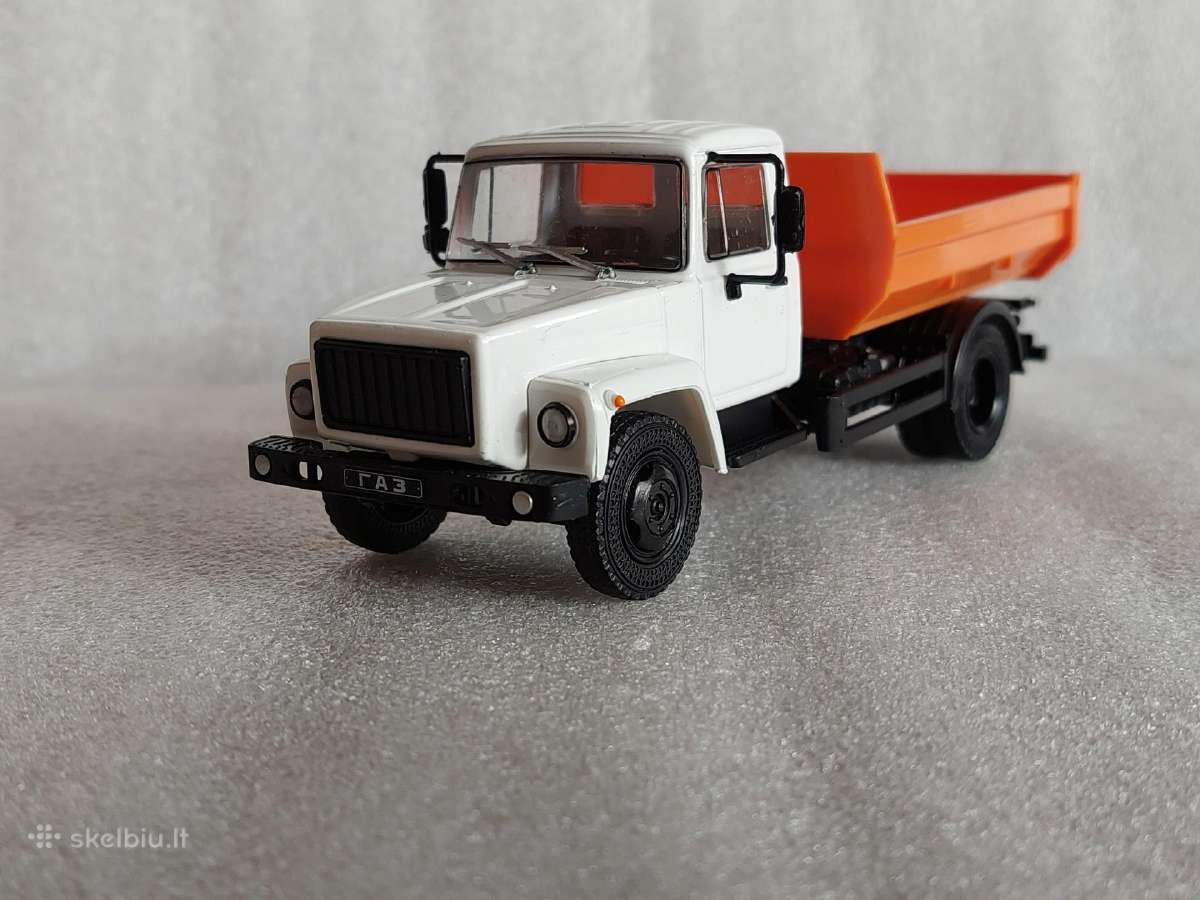 Gaz-35072