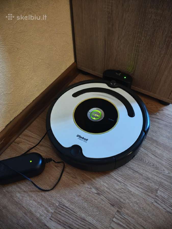 Irobot Roomba 620 su stotele ir nauja baterija