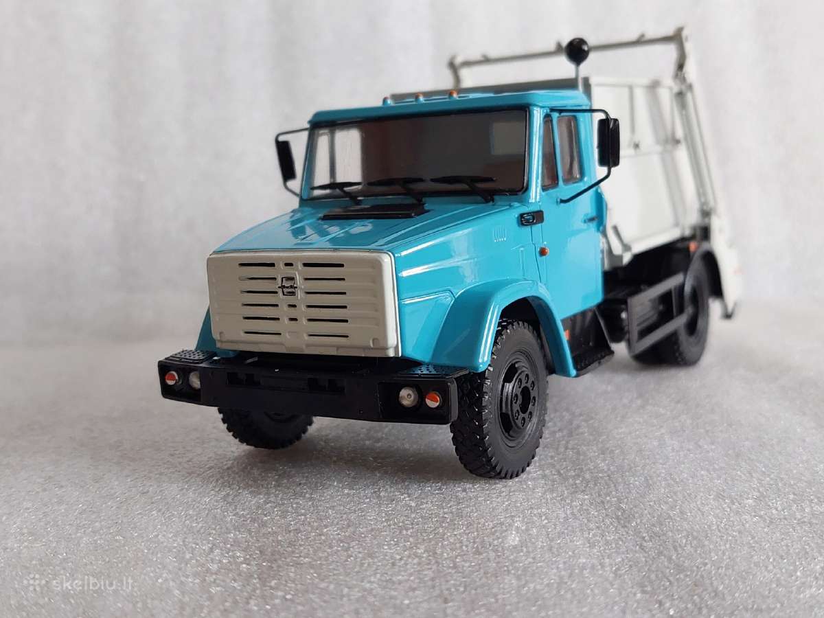 Zil-4333 Ko-450