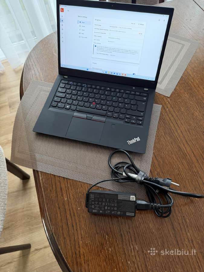 Lenovo thinkpad T495 16gb RAM 256gb nvmessd