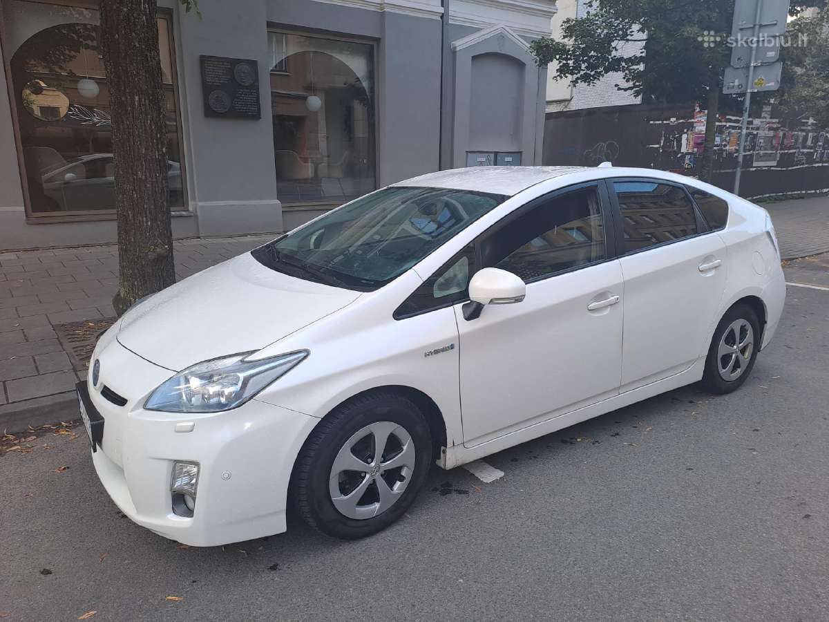 Parduodu Tojota prius