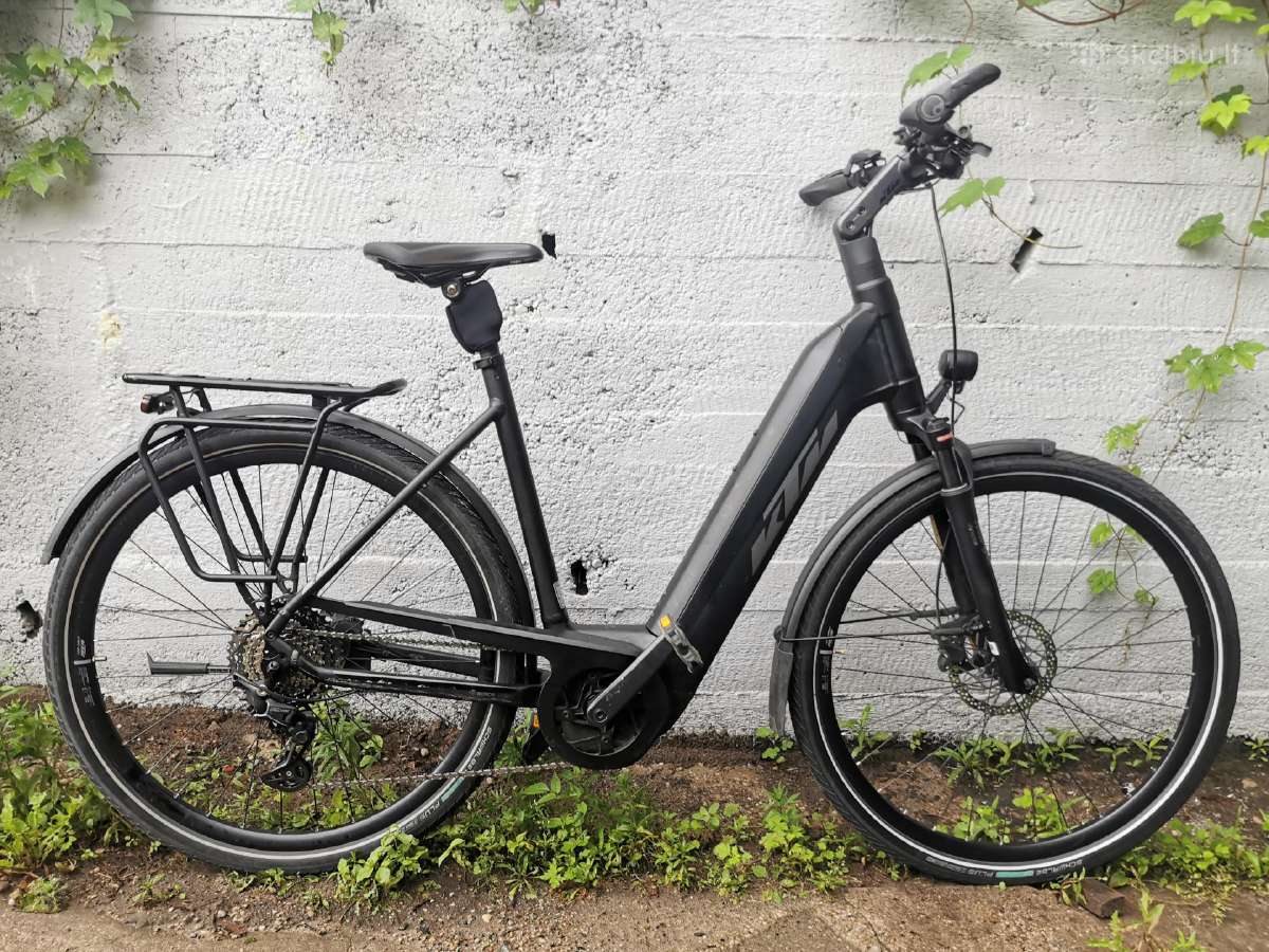 KTM Cento plius