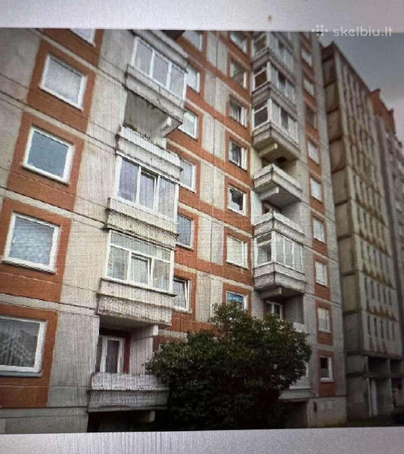 2 kambarių butas su holu Lūžų gatvėje
