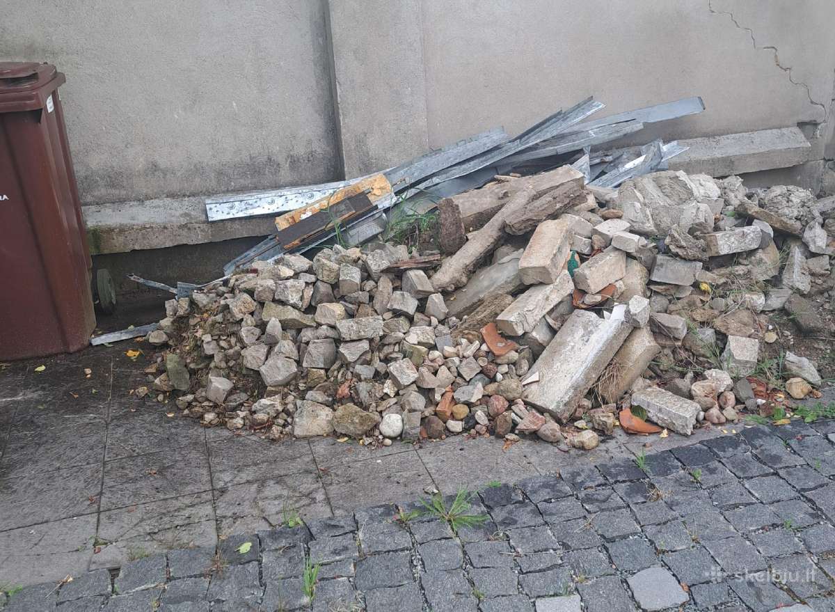 Atiduodu Kaune,apie pora kubu statybiniu atlieku