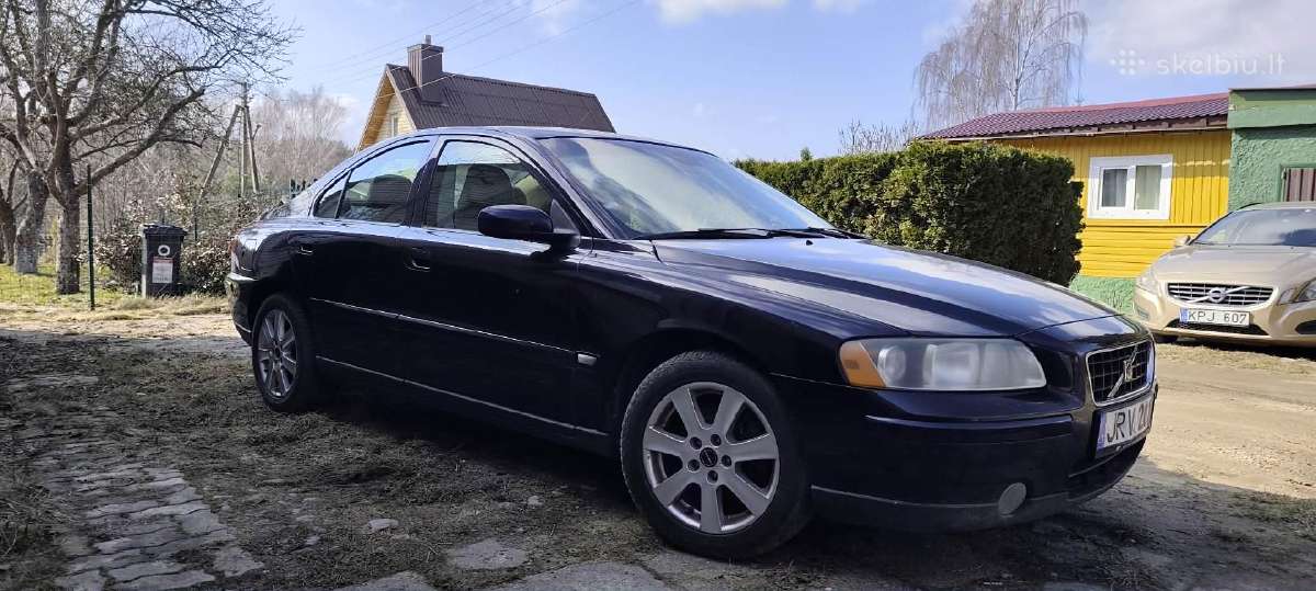 Parduodamas Volvo S60 2007m. Variklio defektas.