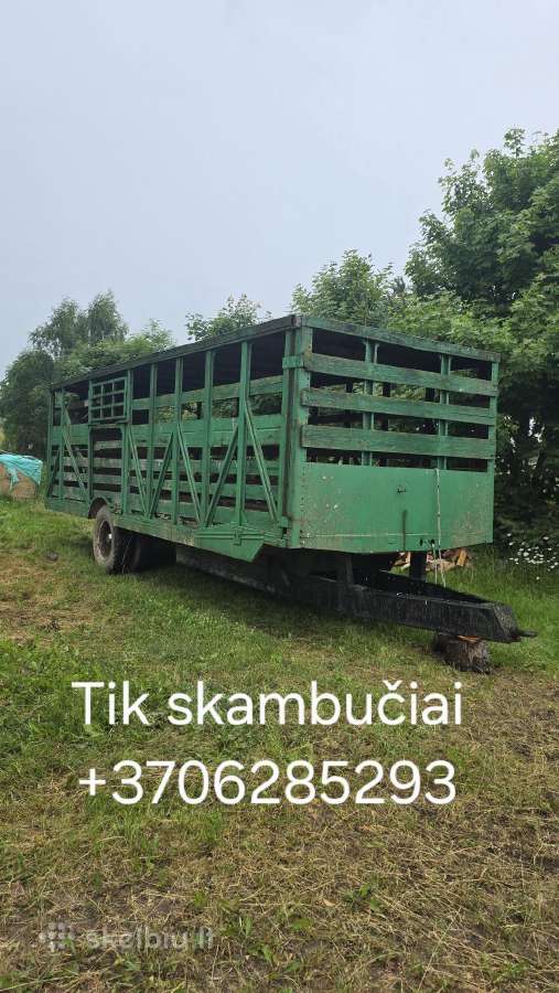 Furgonas gyvuliams ir rulonų tralas