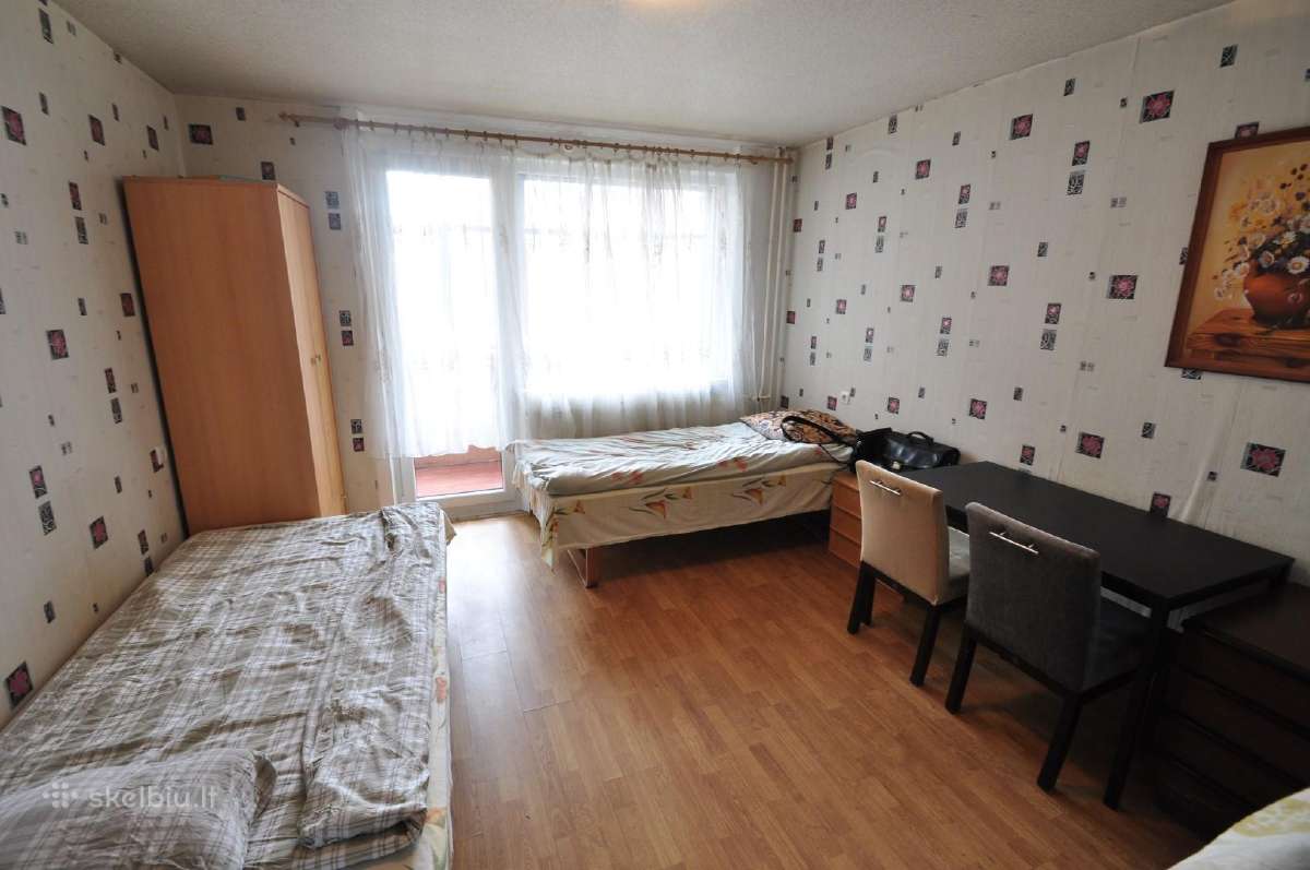 Išnuomojamas 2 kambarių butas Nidos g.