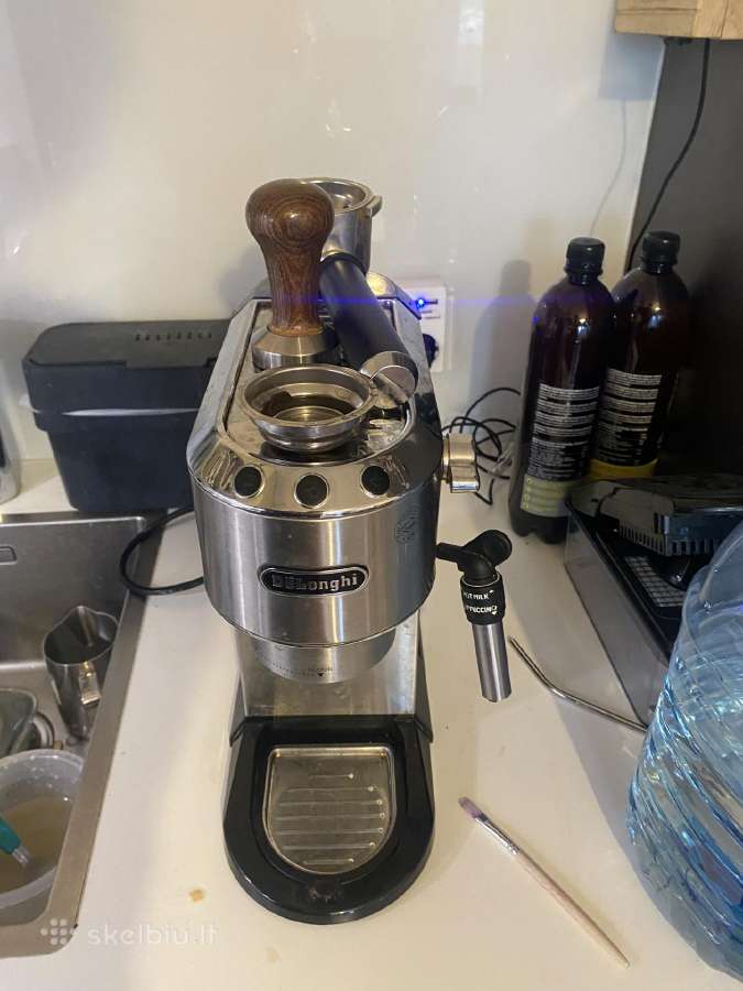 Delonghi kavos aparatas