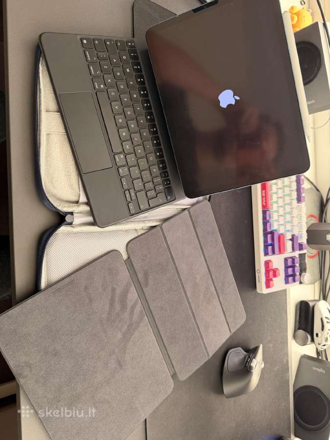 Apple iPad Air 5th gen (M1) 64gb su priedais