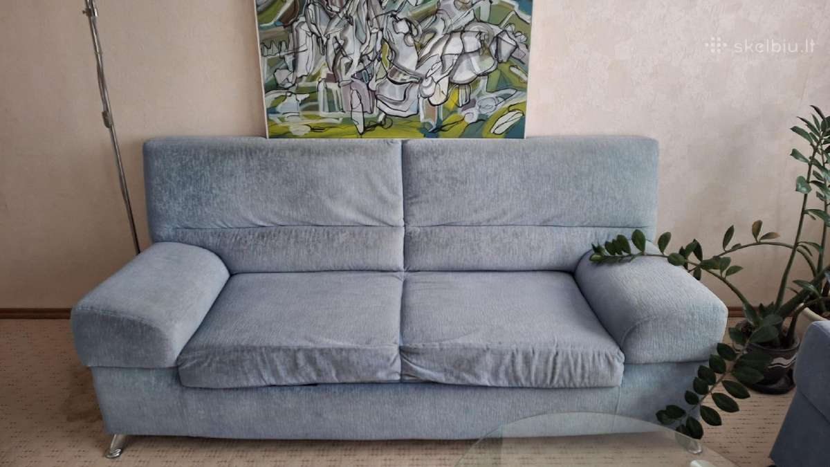 Parduodamas minkštų baldų komplektas
