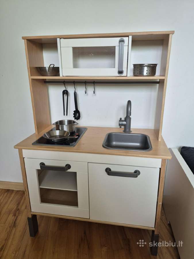 Medinė Ikea virtuvėlė