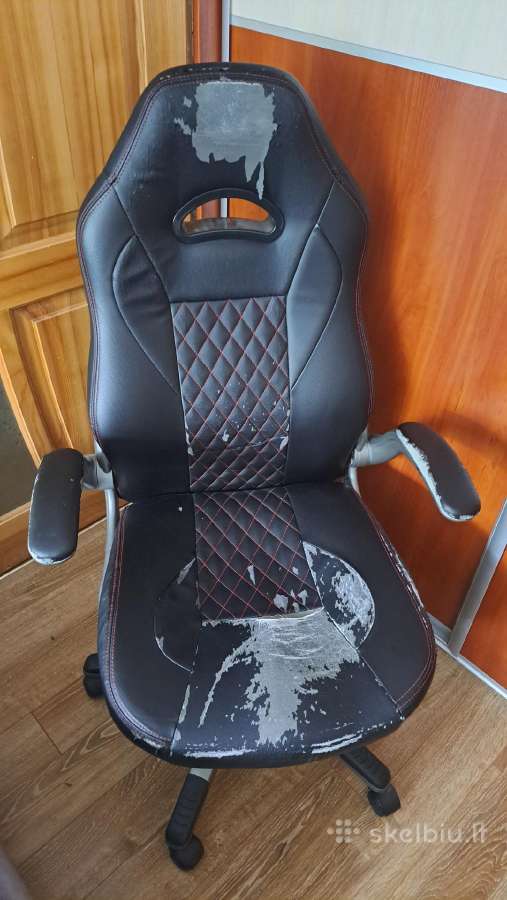 Kėdė su ratukais