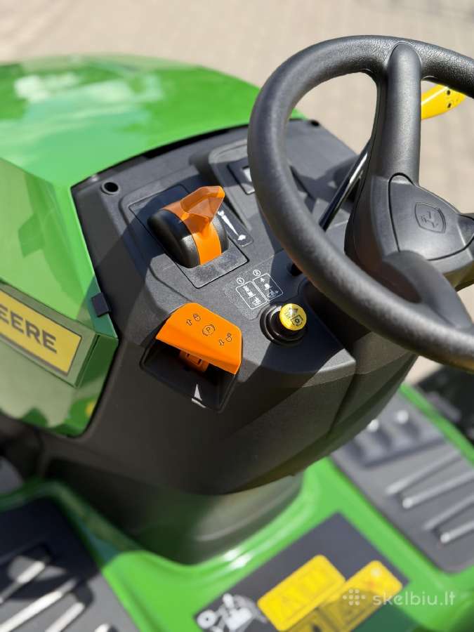 Sodo traktoriukas John Deere X107 .Akcija. - nuotraukos Nr. 8