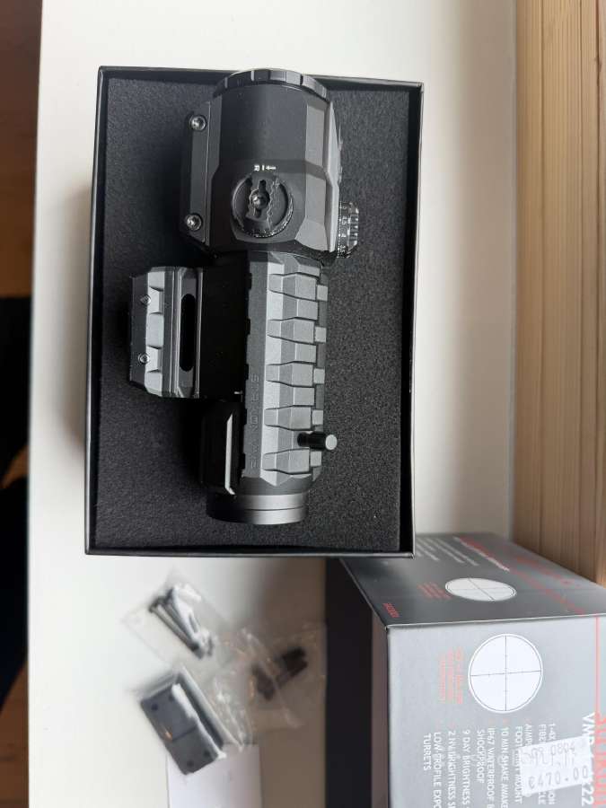 Optinis taikiklis strikon 1-4x22