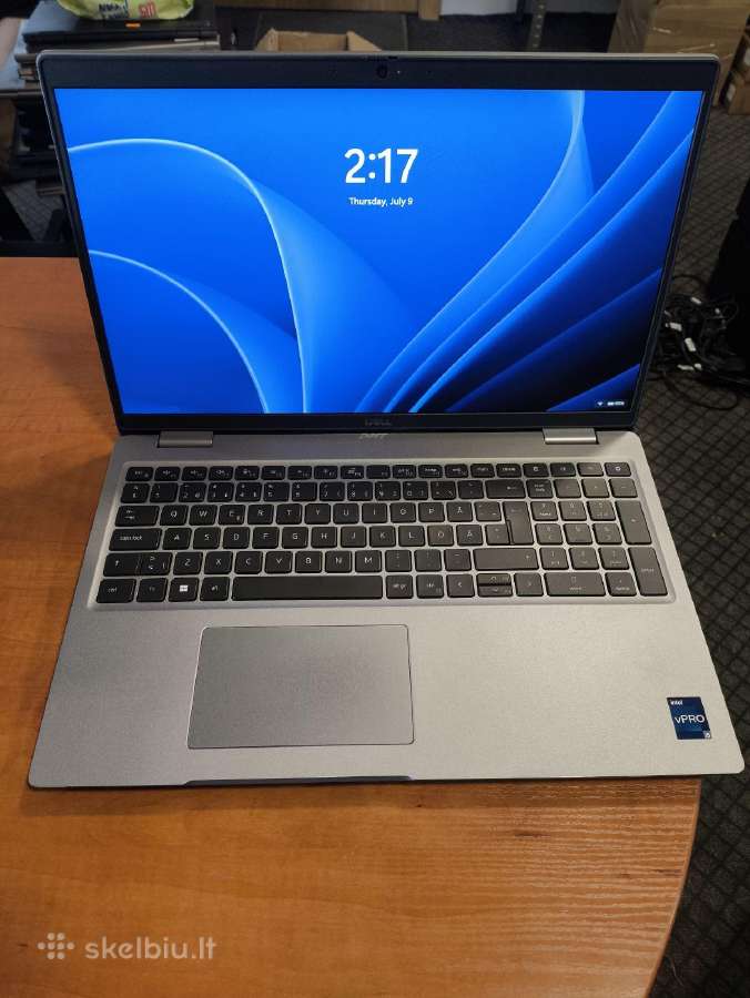 Latitude 15.6 Ips i5-1245u 16gb 256gb SSD 20%