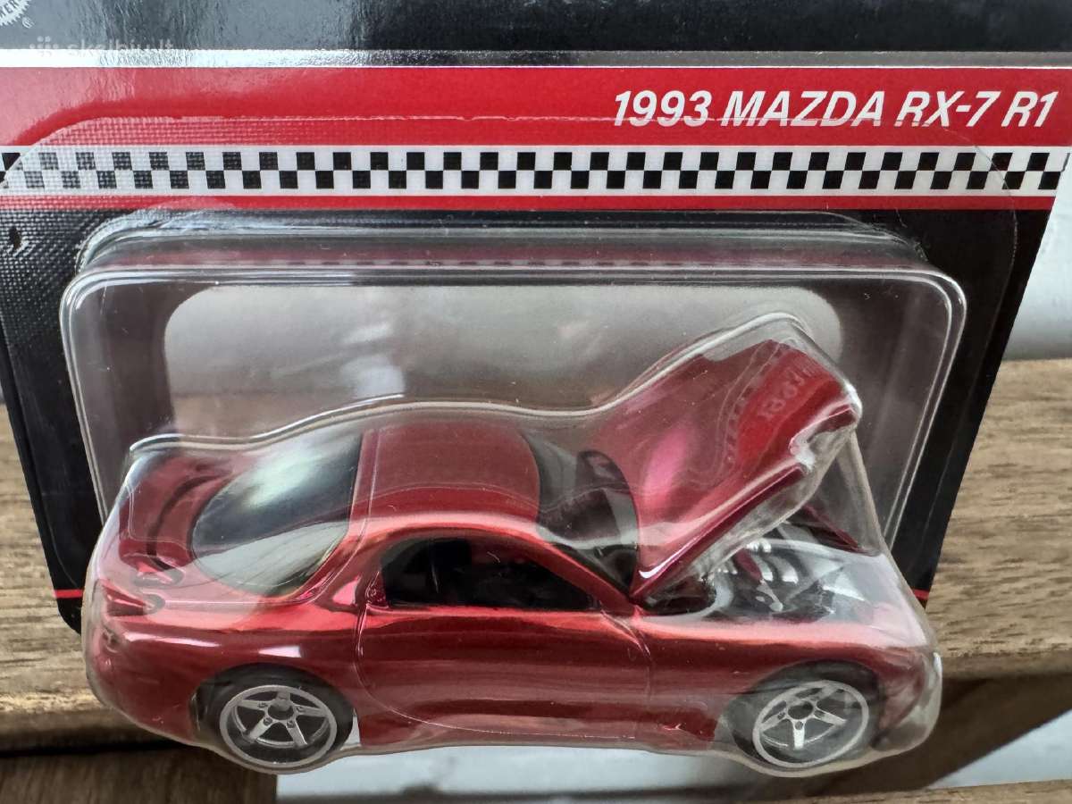 Hot wheels Rlc Mazda rx-7 ir Ford Mustang - nuotraukos Nr. 7