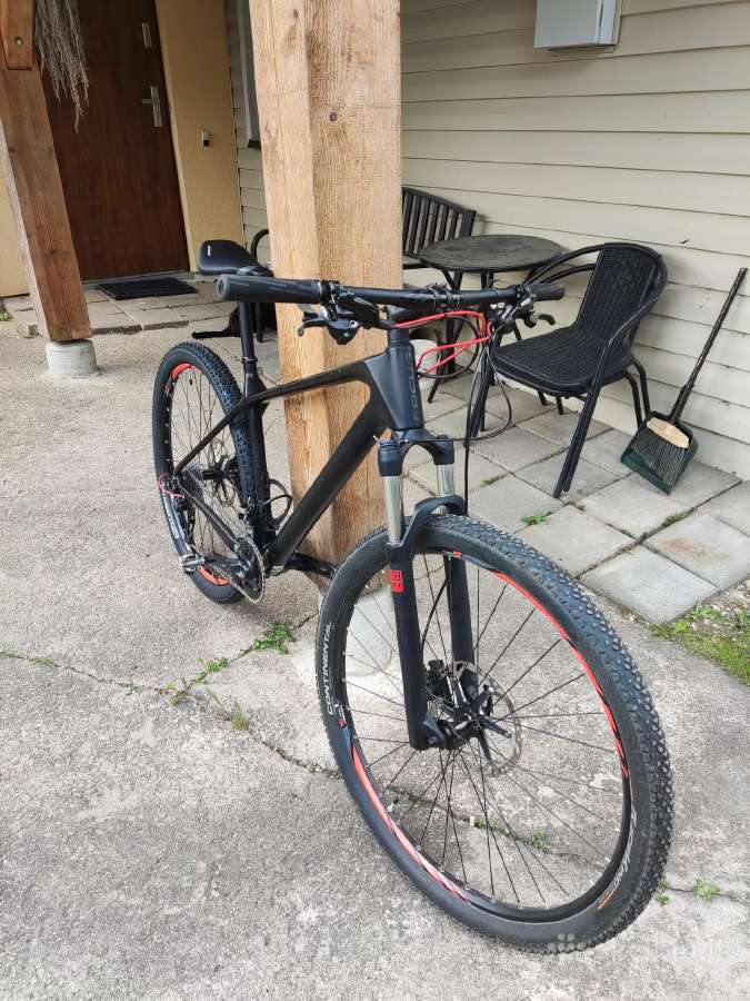 Focus Raven carbon
