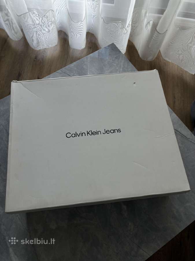 Parduodami visiškai nauji Calvin Klein Jeans moter - nuotraukos Nr. 7