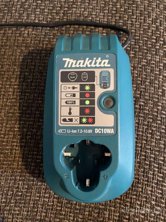 Makita dc10wa