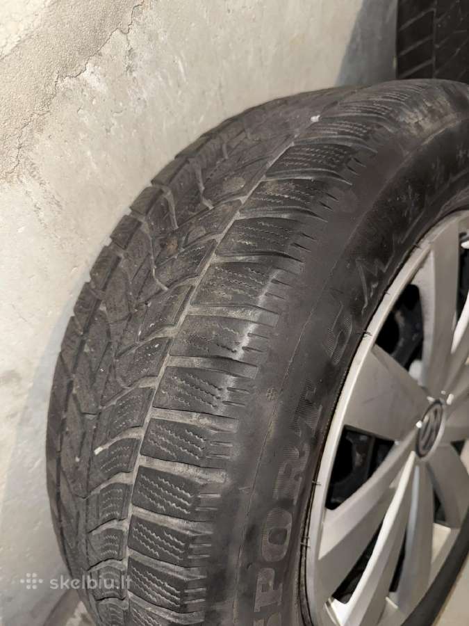 VW R16 ratai su Dunlop žieminėmis padangomis 215/6 - nuotraukos Nr. 3