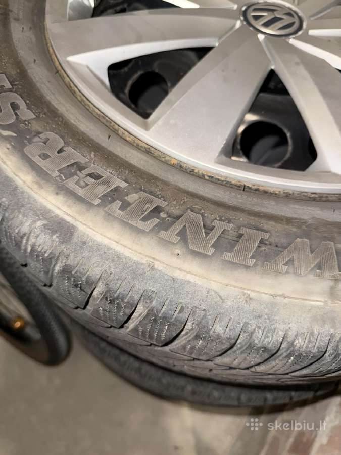 VW R16 ratai su Dunlop žieminėmis padangomis 215/6 - nuotraukos Nr. 6