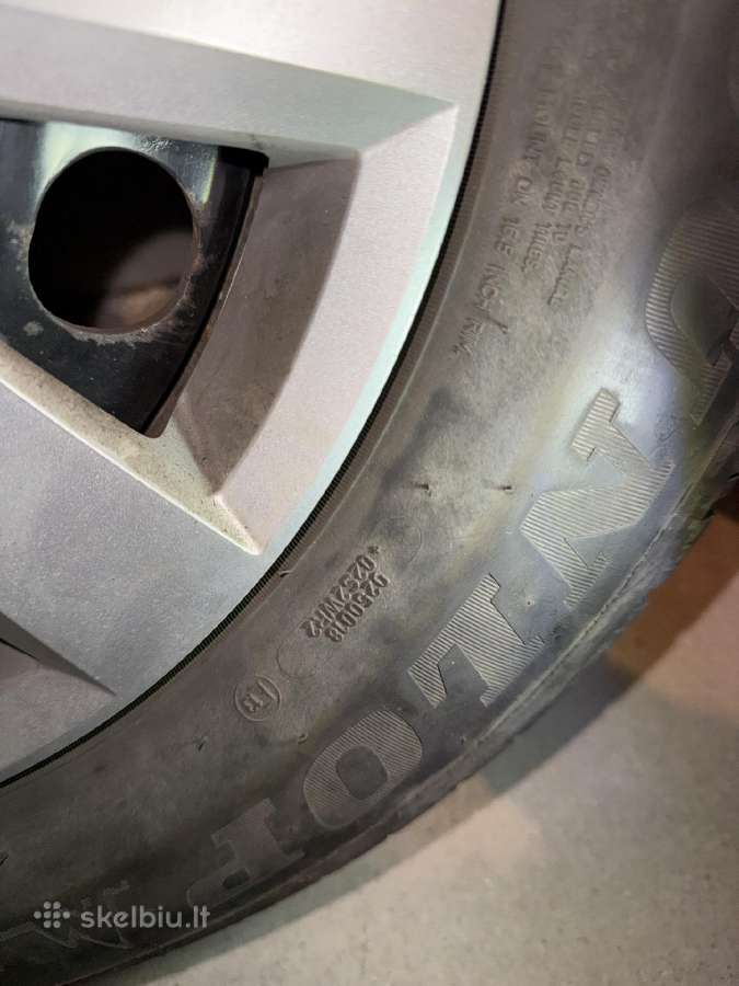 VW R16 ratai su Dunlop žieminėmis padangomis 215/6 - nuotraukos Nr. 7