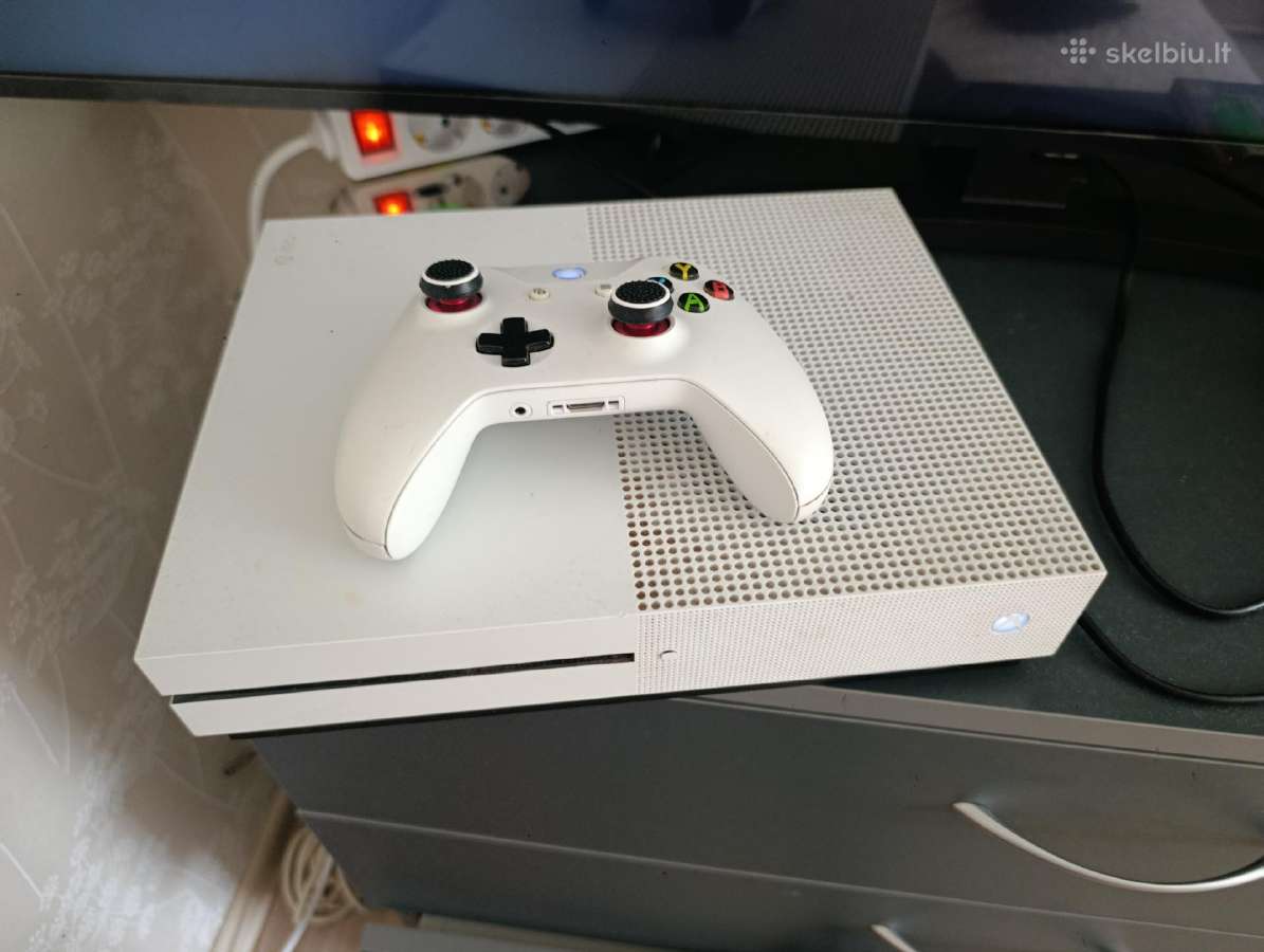 Xbox One s