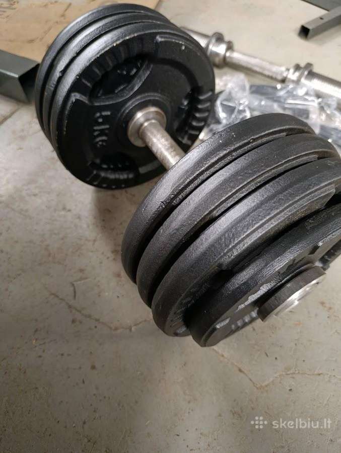 2 hanteliai po 40kg olimpiniai (80kg)