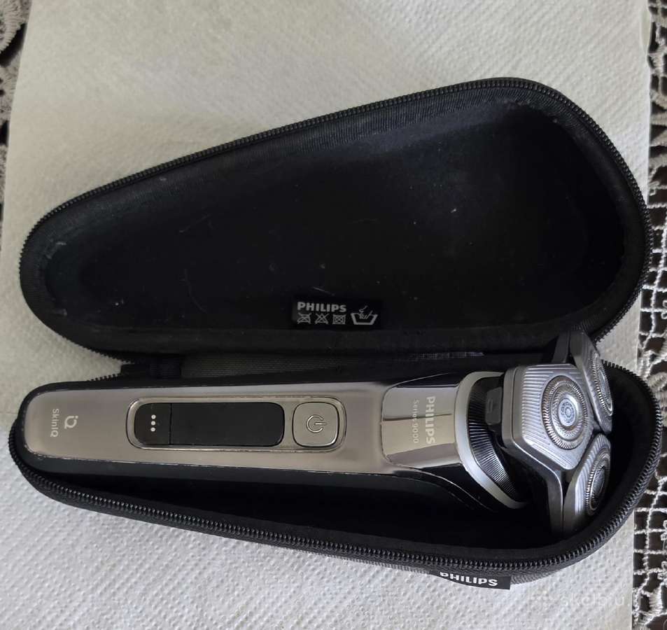 Puiki Philips Series 9000 barzdaskutė