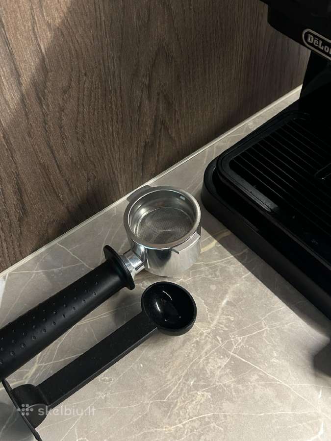 Pusiau automatinis kavos aparatas Delonghi Ec230.b - nuotraukos Nr. 3