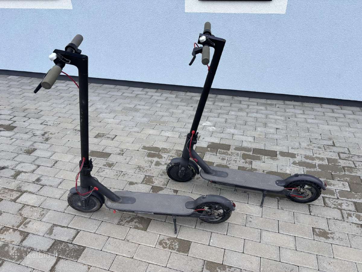 Xiaomi Mi Electric Scooter