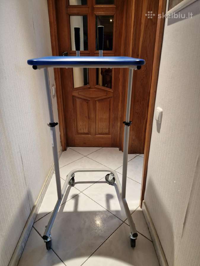 Parduodu, nauja vaikštynė už 100 € už pusė kainos.