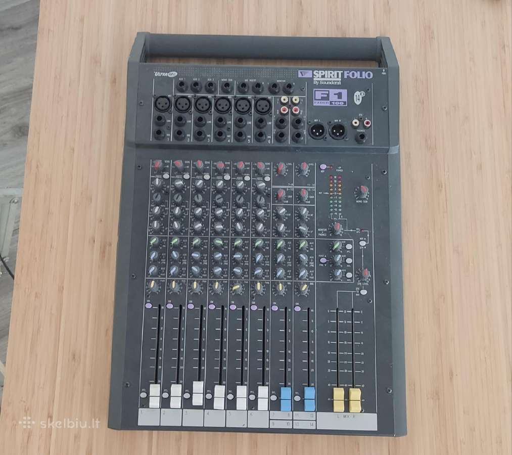 Soundcraft Spirit Folio F1 14/2 mikserinis pultas