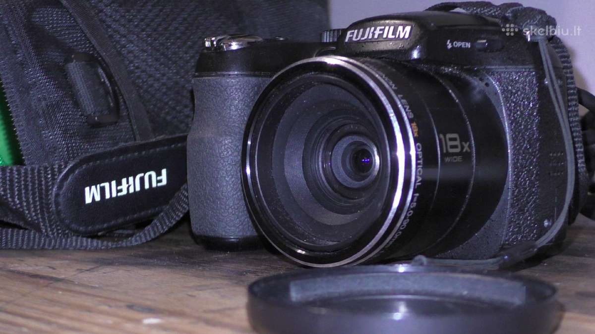 Skaitmeninis fotoaparatas Fujifilm Finepix S2500hd
