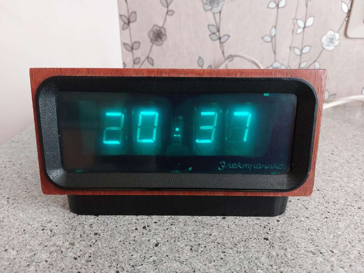 Laikrodis elektronika 1980m