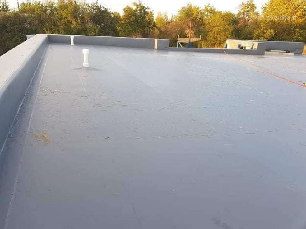 Plokščių stogų įrengimas ir renovacija