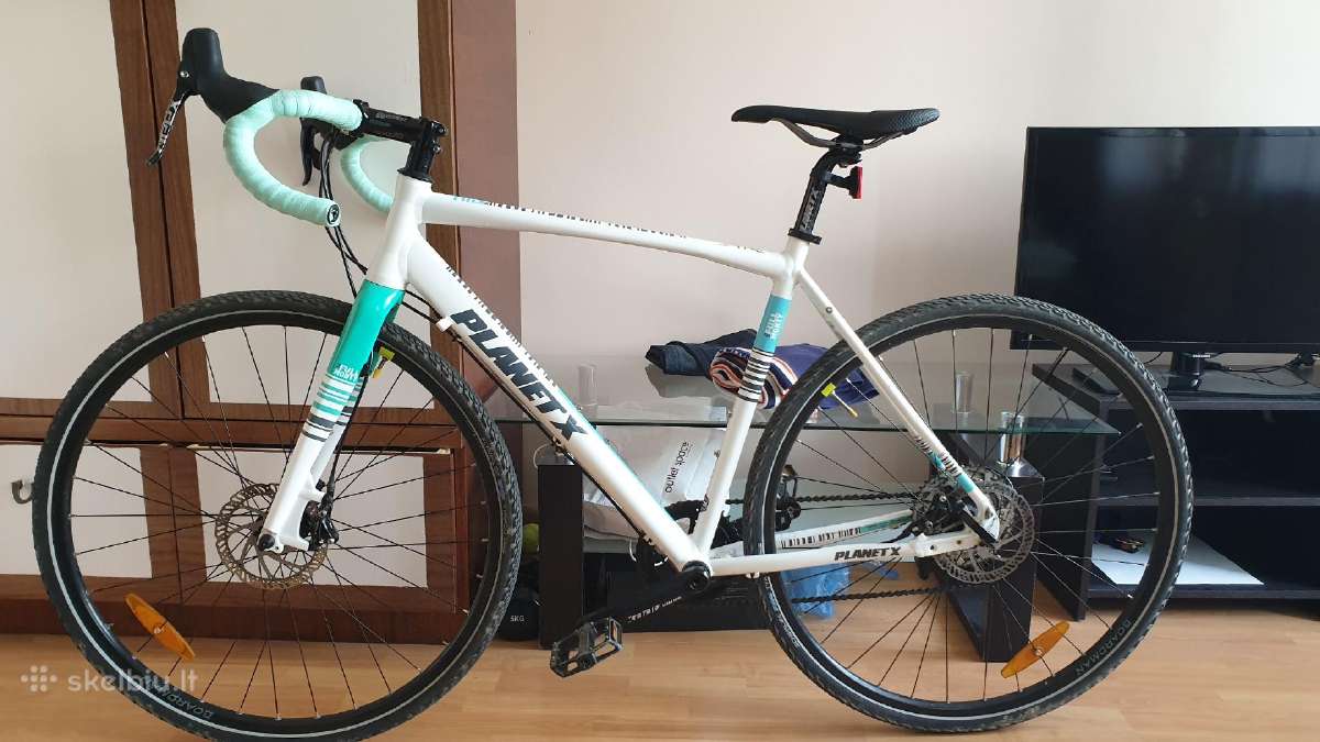 Planet X Gravel/c.cross