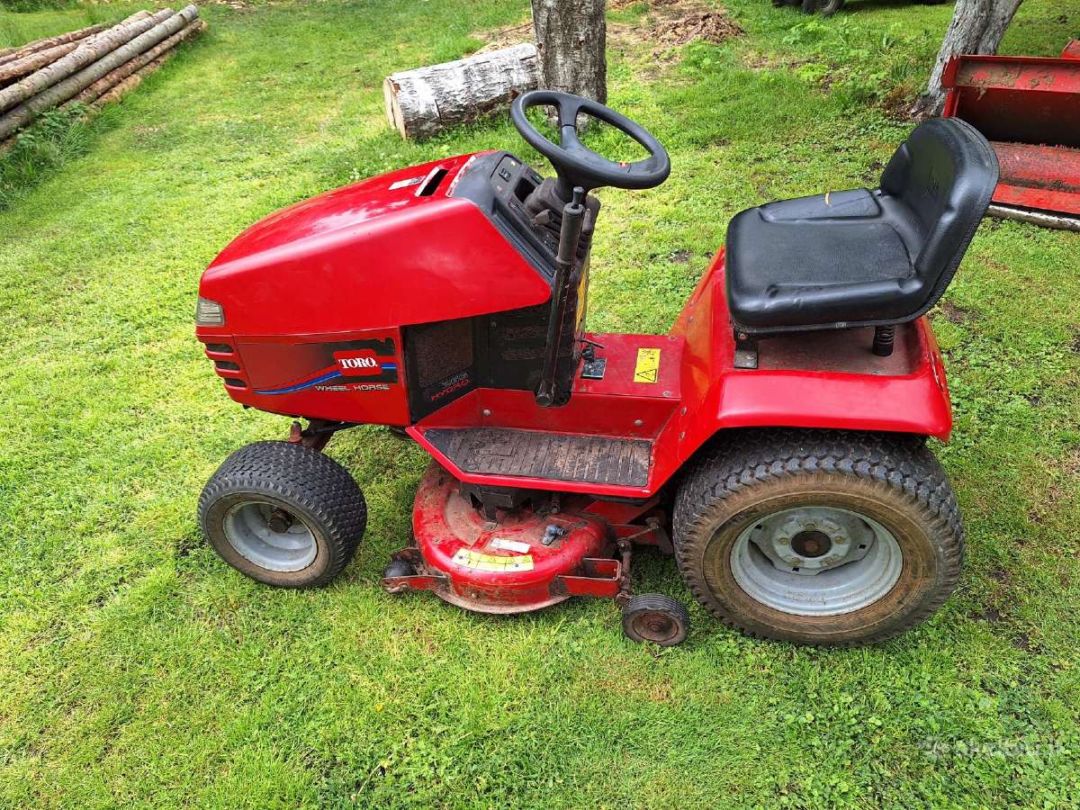 Toro Wheel Horse 265 sodo traktoriukas - nuotraukos Nr. 3
