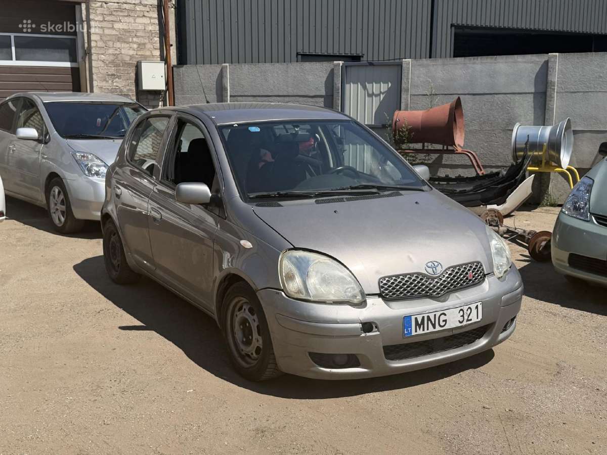 Toyota Prius nuoma / Rent - nuotraukos Nr. 3