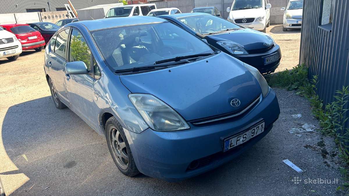Toyota Prius nuoma / Rent - nuotraukos Nr. 4
