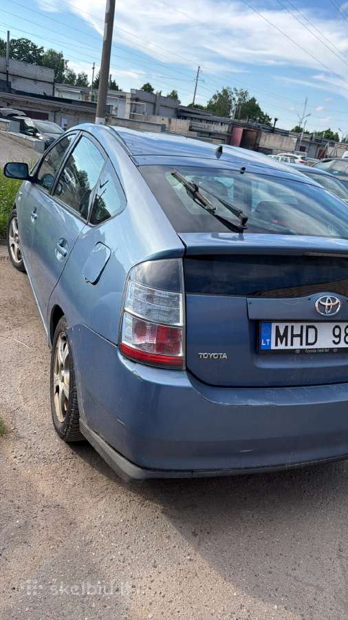 Toyota Prius nuoma / Rent - nuotraukos Nr. 6