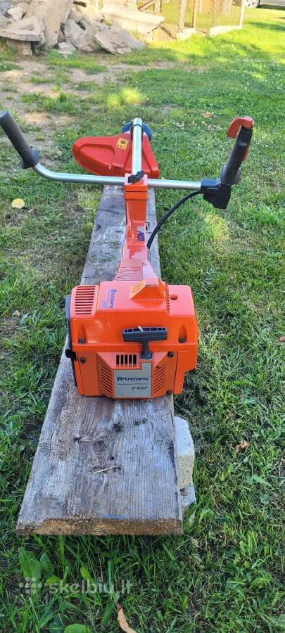Parduodu trimerį krūmapjovę Husqvarna 240f